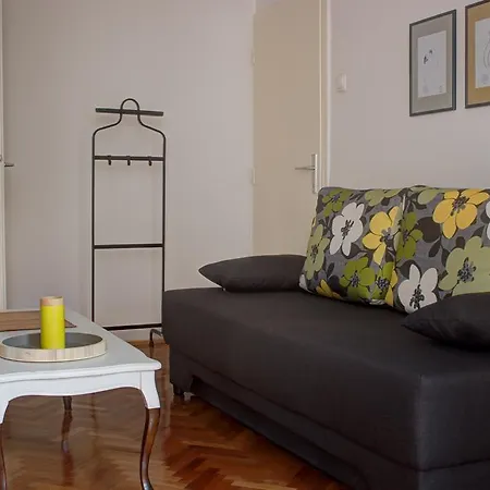 Vukini Apartment *